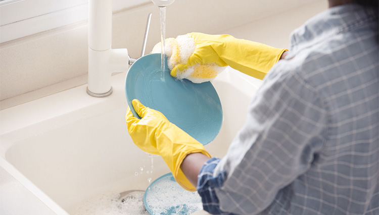 Rubber Gloves or Silicone Gloves2